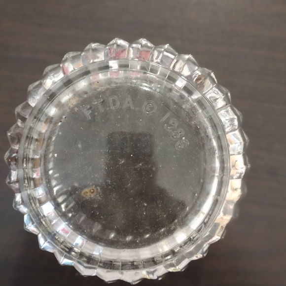 Vintage 1985 FTDA glass candy bowl with ridged design and flared top - Picture 3 of 3